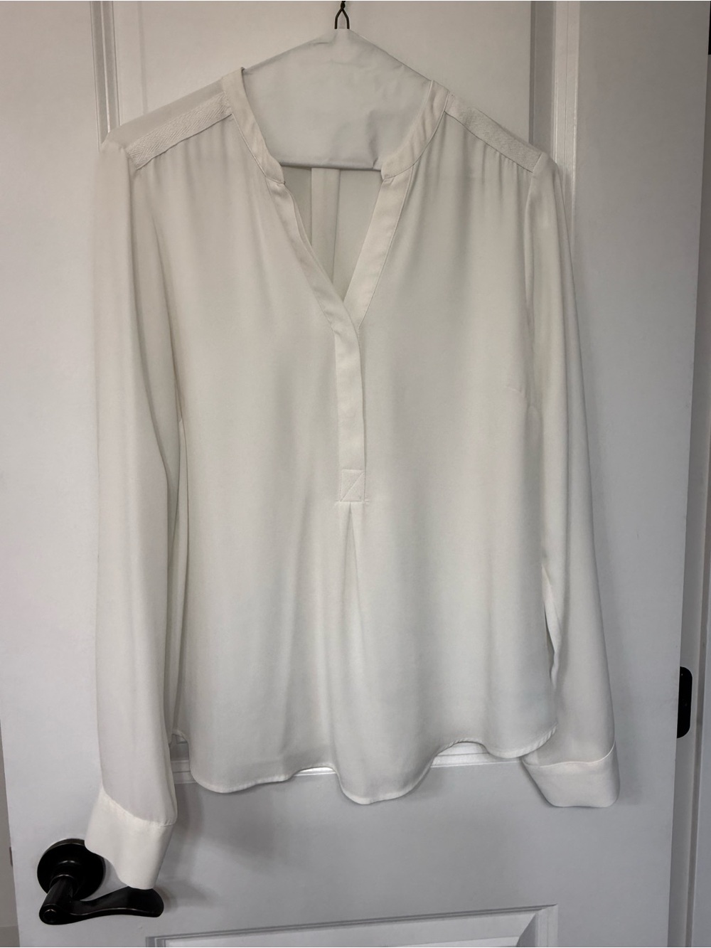 The Limited Ivory Split-Neck Long Sleeve Blouse, Size Large